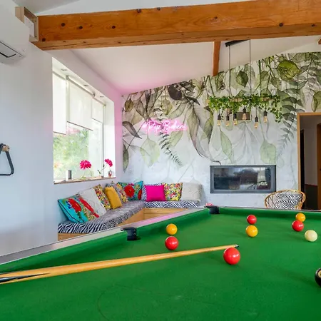 Holiday home Pop Bohem En Camargue Maison Atypique 135m2